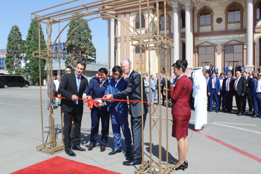 SOMON AIR PRESENTED THE BOEING 737-800 AIRCRAFT IN DUSHANBE