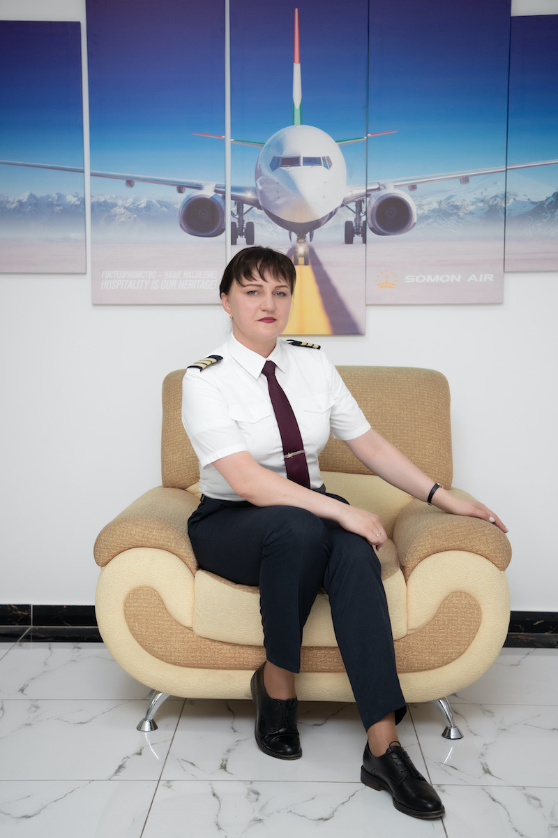 THE FIRST WOMAN-PILOT OF INDEPENDENT TAJIKISTAN STARTED FLIGHTS