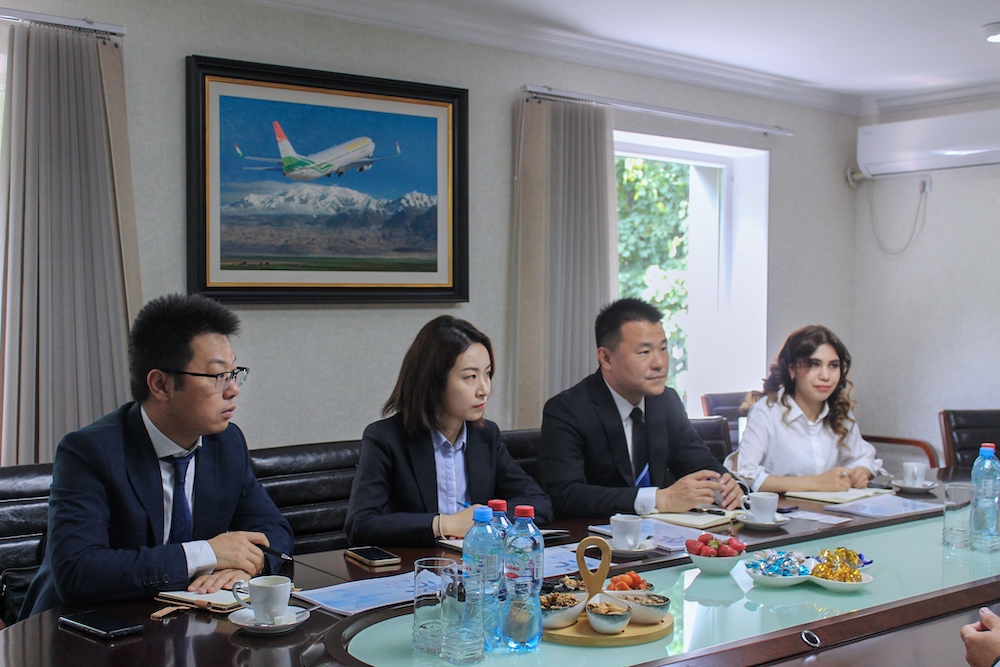 SOMON AIR MANAGEMENT HELD A MEETING WITH DELEGATION OF AVIC INTL COMPANY